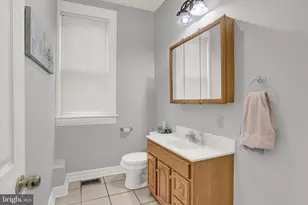 2412 N 2nd St, Harrisburg, PA 17110 - Photo 13