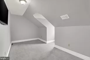 2412 N 2nd St, Harrisburg, PA 17110 - Photo 29