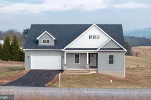 14 Jesse Ln, Halifax, PA 00000 - Photo 1