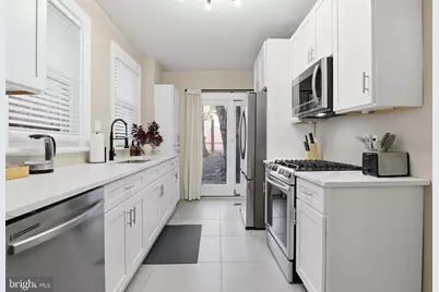 547 S Front Street, Harrisburg, PA 17104 - Photo 11