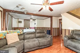 599 E Market St, Williamstown, PA 17098 - Photo 7