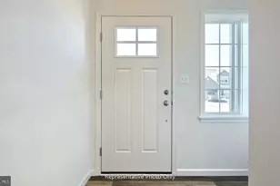 7854 Oakbrook Dr, Harrisburg, PA 17112 - Photo 3