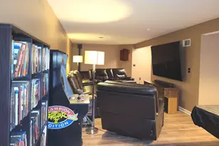 1045 Pond Ridge Dr, Harrisburg, PA 17111 - Photo 17