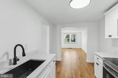 2124 Berryhill Street, Harrisburg, PA 17104 - Photo 11