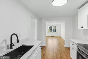 2124 Berryhill St, Harrisburg, PA 17104 - Photo 11