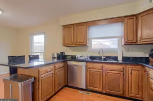 606 Showers St, Harrisburg, PA 17104 - Photo 11