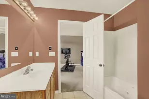 2436 Chadwick Ct, Harrisburg, PA 17110 - Photo 21