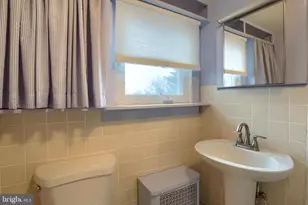 301 Swan St, Harrisburg, PA 17111 - Photo 35