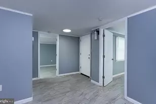 6303 Pine St, Harrisburg, PA 17112 - Photo 9