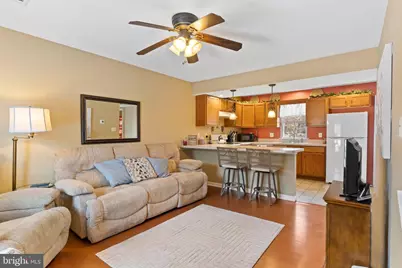 135 Hunters Ridge Drive, Harrisburg, PA 17110 - Photo 3