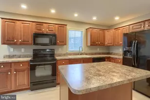 411 Northstar Dr, Harrisburg, PA 17112 - Photo 15