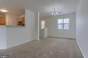 211 Sparrow Rd, Hummelstown, PA 17036 - Photo 9