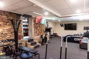 147 Elm Ave, Hershey, PA 17033 - Photo 45