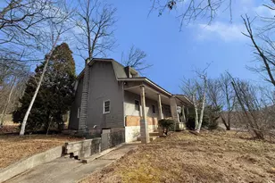 1500 Pottsville St, Lykens, PA 17048 - Photo 5