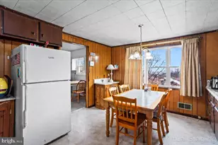 8157 Spruce Dr, Harrisburg, PA 17111 - Photo 9