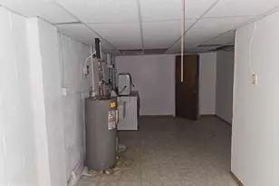 1193 W Market St, Williamstown, PA 17098 - Photo 11