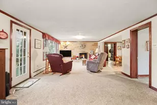 1517 Woodcrest Cir, Harrisburg, PA 17112 - Photo 19