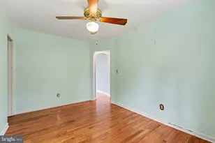 730 Shady Dr, Harrisburg, PA 17111 - Photo 25