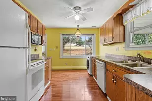 730 Shady Dr, Harrisburg, PA 17111 - Photo 5