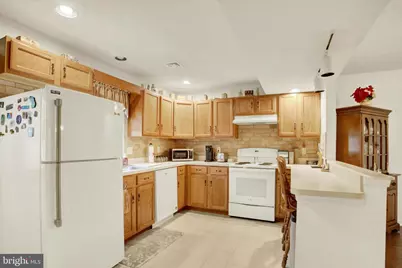 322 Woodland View Court, Harrisburg, PA 17110 - Photo 9