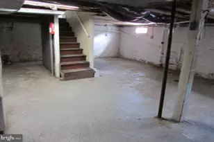 4614 Clarendon St, Harrisburg, PA 17109 - Photo 13