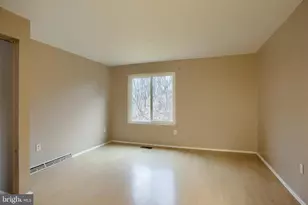 2629 Gateway Dr, Harrisburg, PA 17110 - Photo 9