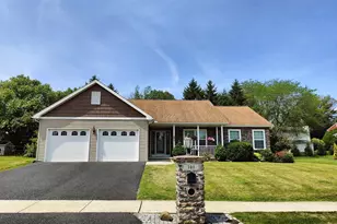 140 Koch Ln, Harrisburg, PA 17112 - Photo 1