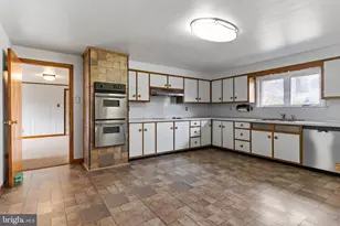 5380 Wilshire Rd, Harrisburg, PA 17112 - Photo 9