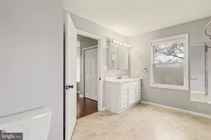 221 N Duke St, Hummelstown, PA 17036 - Photo 17