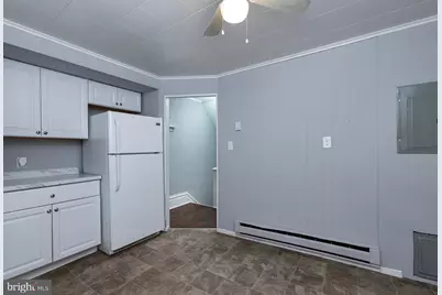 21 N Pine Street #APT B, Middletown, PA 17057 - Photo 9