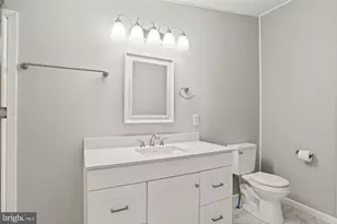 300 Dean St, Elizabethtown, PA 17022 - Photo 27