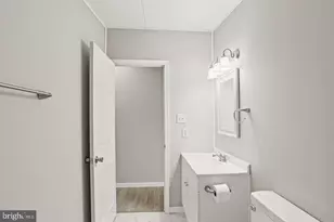 300 Dean St, Elizabethtown, PA 17022 - Photo 21