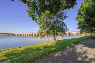 591 S Front St, Harrisburg, PA 17104 - Photo 45