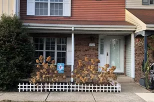 5422 Pond Rd, Harrisburg, PA 17111 - Photo 1