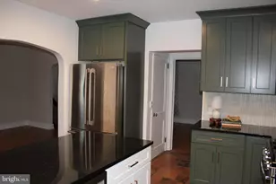 146 W Granada Ave, Hershey, PA 17033 - Photo 27