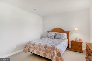 2231 Caroline Ln, Harrisburg, PA 17110 - Photo 15