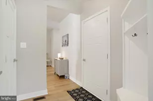 2231 Caroline Ln, Harrisburg, PA 17110 - Photo 3