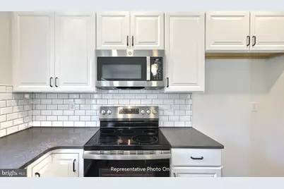 7847 Oak Brook Drive, Harrisburg, PA 17112 - Photo 3