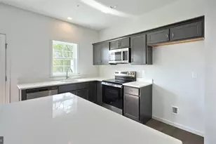 7849 Oakbrook Dr, Harrisburg, PA 17112 - Photo 13
