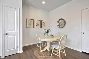 7849 Oakbrook Dr, Harrisburg, PA 17112 - Photo 5