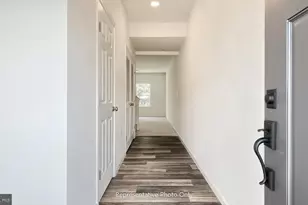 7853 Oakbrook Dr, Harrisburg, PA 17112 - Photo 3