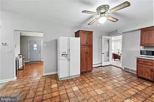 1412 Ford Ave, Harrisburg, PA 17109 - Photo 9