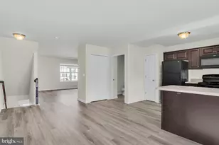 731 Gregs Dr, Harrisburg, PA 17111 - Photo 9