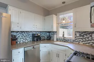 221 Verbeke St, Harrisburg, PA 17102 - Photo 13