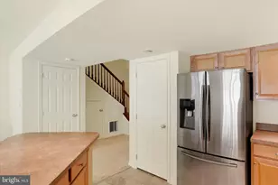 423 Park View Dr, Harrisburg, PA 17110 - Photo 11