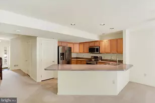 423 Park View Dr, Harrisburg, PA 17110 - Photo 7