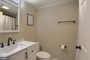 924 Grand St, Harrisburg, PA 17102 - Photo 13