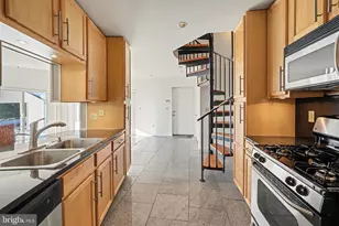 112 Blue Ridge Cir, Harrisburg, PA 17110 - Photo 9