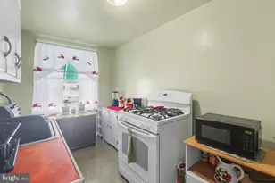 2104 Berryhill St, Harrisburg, PA 17104 - Photo 11