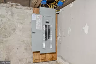 29 N 12th St, Harrisburg, PA 17103 - Photo 27